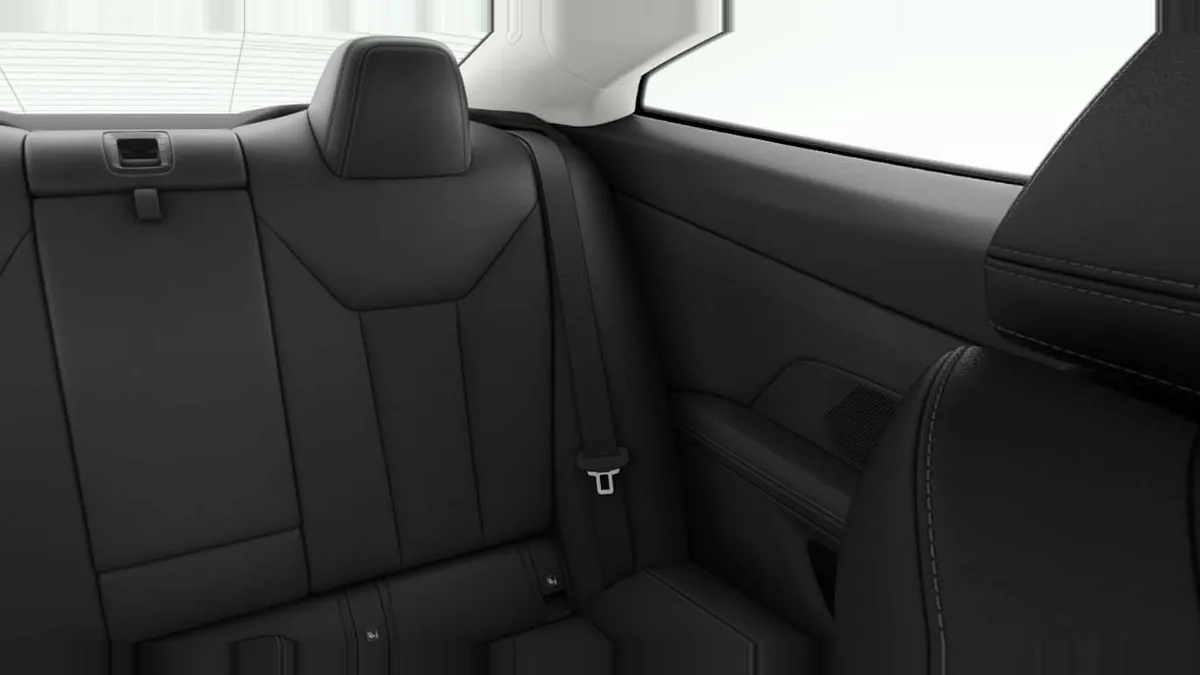 BMW Serie 4 430i xDrive Coupé de renting en Valencia — Trasera