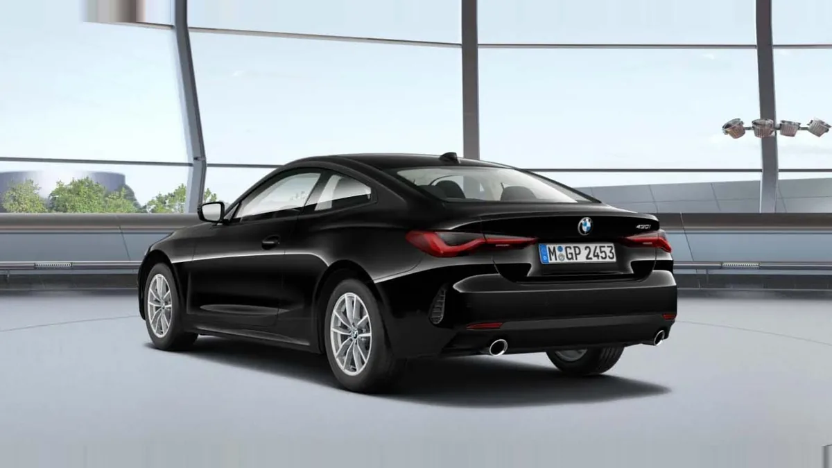 BMW Serie 4 430i xDrive Coupé de renting en Valencia — Interior