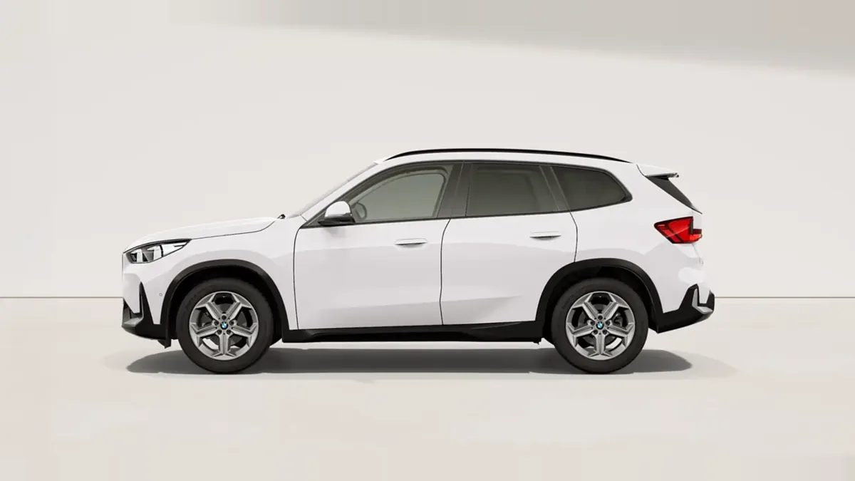 BMW X1 sDrive20d de renting en Valencia — Trasera