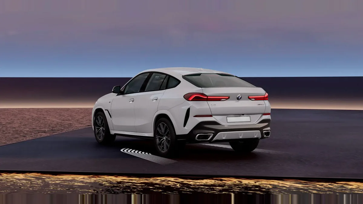 BMW X6 xDrive30d M Sport de renting en Valencia — Lateral