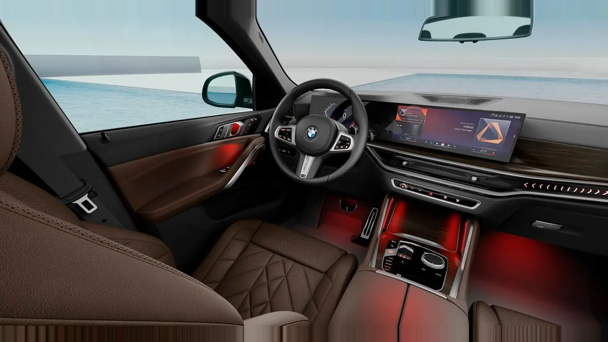 BMW X6 xDrive30d M Sport de renting en Valencia — Delantera