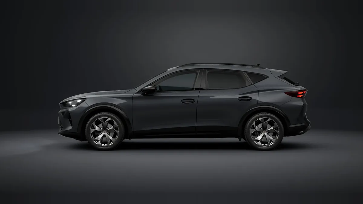 CUPRA Formentor eTSI 1.5 110kW (150CV) DSG 7vel. de renting en Valencia — Lateral