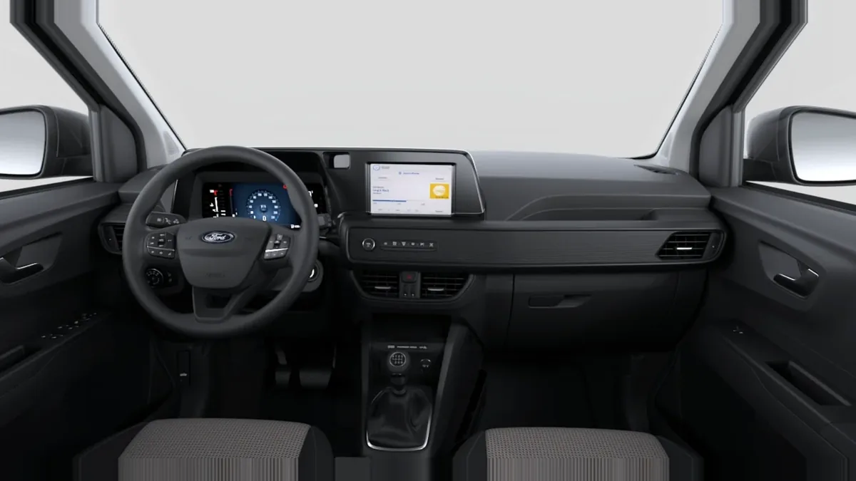 Ford TOURNEO COURIER KOMBI ECOBOOST 1.0 125CV de renting en Valencia — Delantera