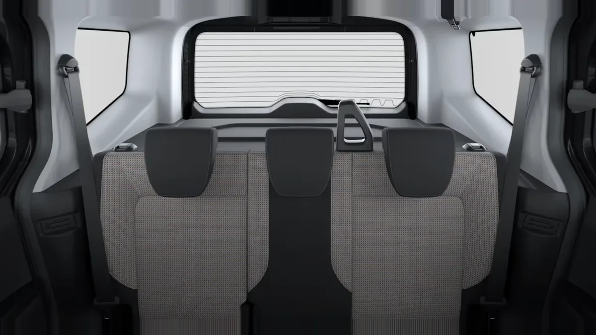 Ford TOURNEO COURIER KOMBI ECOBOOST 1.0 125CV de renting en Valencia — vista 6