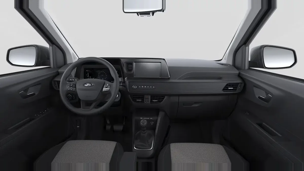 Ford Tourneo Courier Trend 1.0 Ecoboost 125CV M1 II de renting en Valencia — Delantera