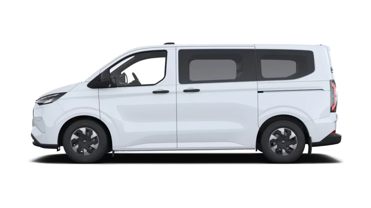 Ford TRANSIT CUSTOM  Kombi BEV 83kWh 100kW 340 L1 Trend de renting en Valencia — Lateral