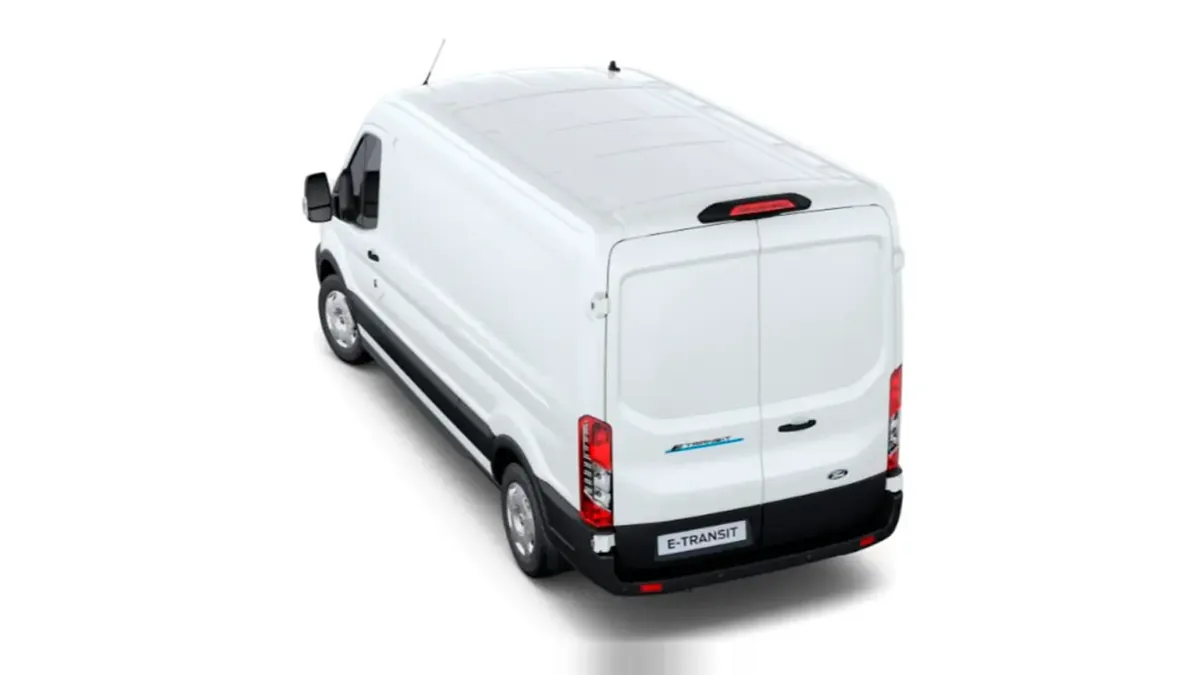 Ford Transit Van 350 L3 BEV Trend 184cv RWD II de renting en Valencia — Lateral