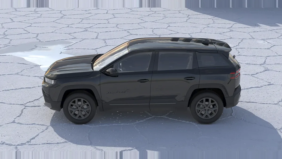 Jeep Compass 1.2 MHEV Altitude 145CV de renting en Valencia — Lateral