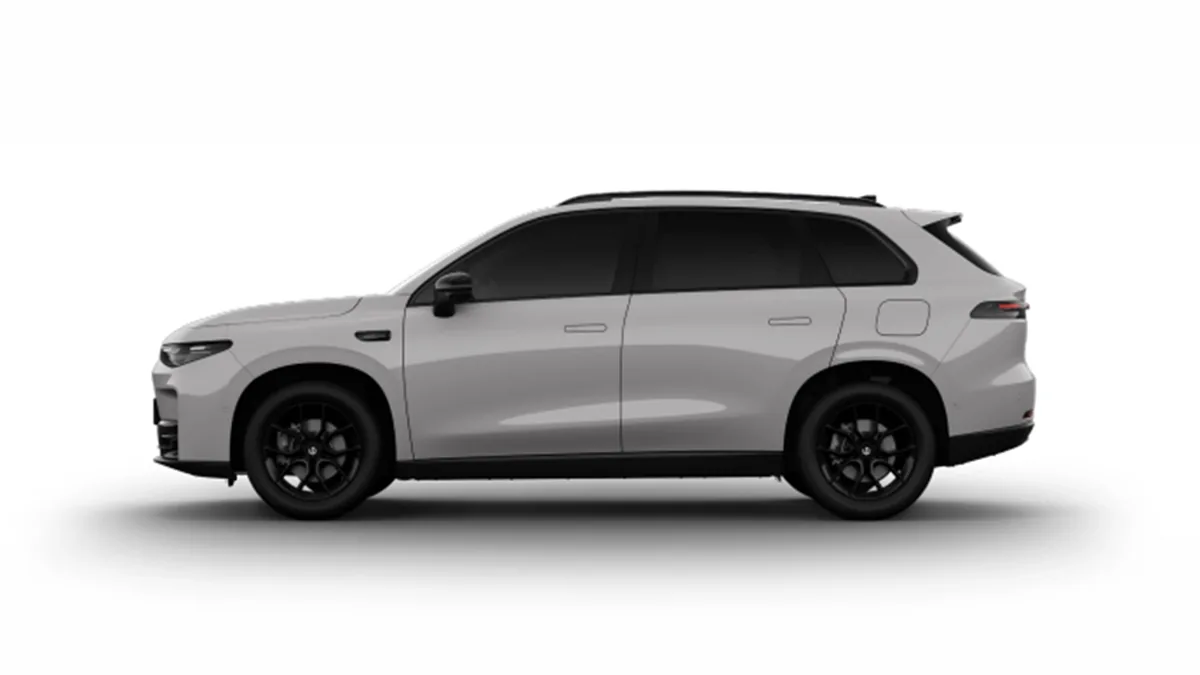 Leapmotor C10 REEV 28.4 kWh Style AT de renting en Valencia — Trasera