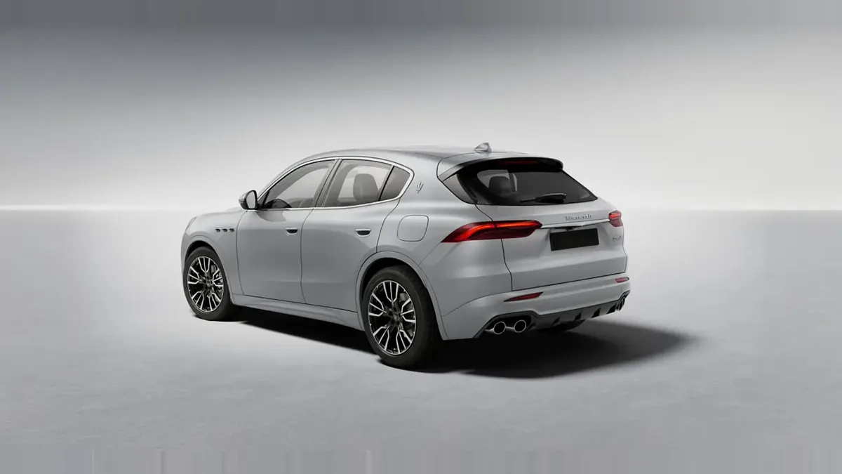 Maserati Grecale L4 MHEV 300CV AWD de renting en Valencia — Interior