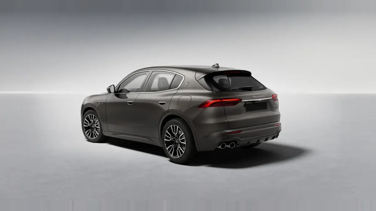 Maserati Grecale L4 MHEV 300CV AWD de renting en Valencia — vista 6