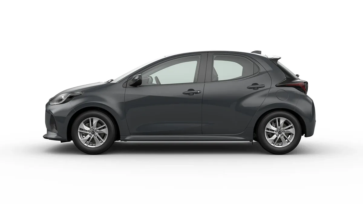 Mazda 2 Hybrid 1.5 85kW 116CV CVT Centre-Line GRY de renting en Valencia — Lateral