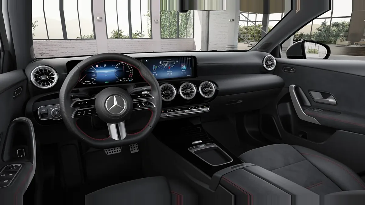 Mercedes-Benz CLASE A 250 e con tecnología híbrida EQ de renting en Valencia — Trasera