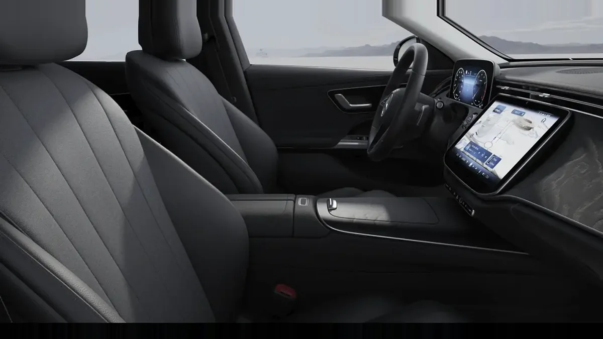 Mercedes-Benz Clase E 200 de renting en Valencia — Interior