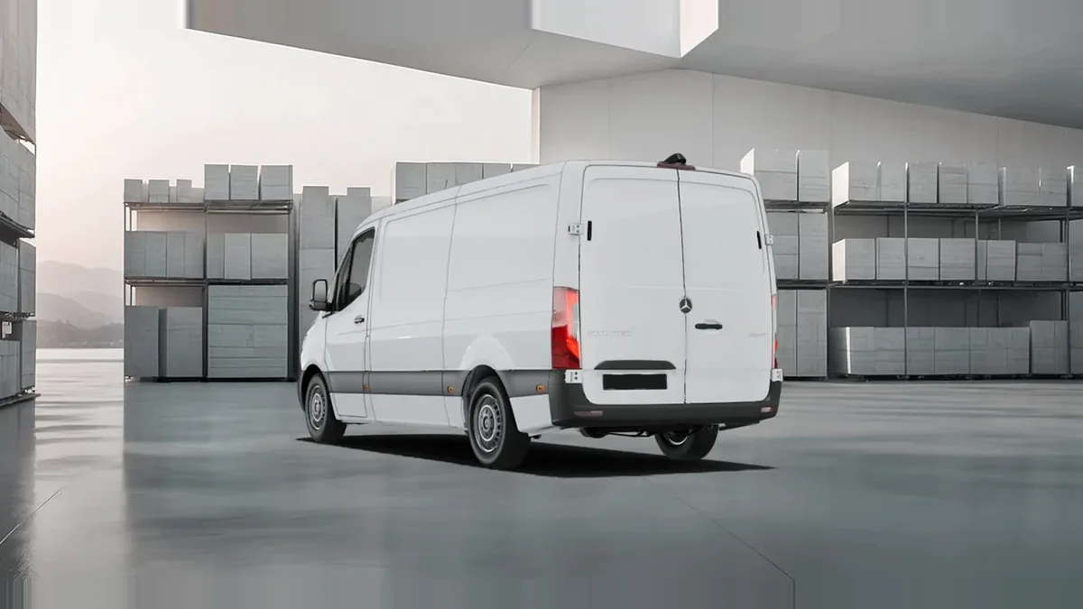 Mercedes-Benz Sprinter 315 CDI Medio Pro de renting en Valencia — Trasera