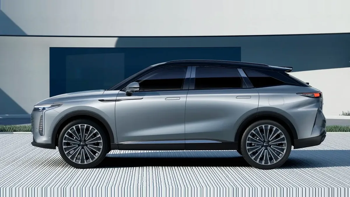 Omoda 9 1.5 TGDI Híbrido Premium 537CV de renting en Valencia — Delantera