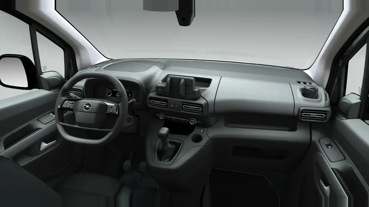 Opel Combo-e Cargo M 800kg de renting en Valencia — Trasera