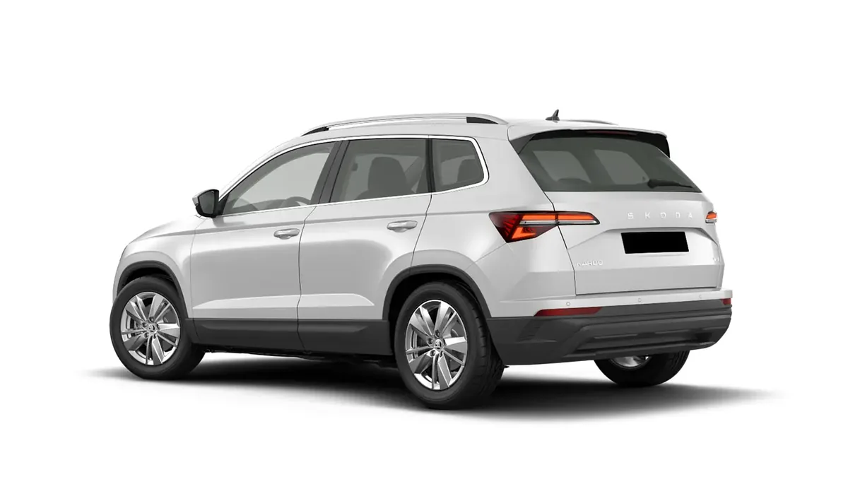 Škoda Karoq Selection 2.0 TDI 150cv 4x4 DSG de renting en Valencia — Delantera