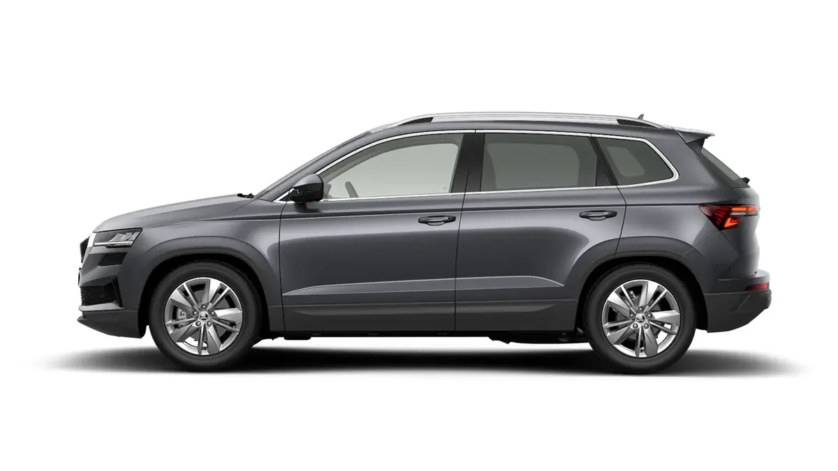 Škoda Karoq Selection 2.0 TDI DSG de renting en Valencia — Delantera