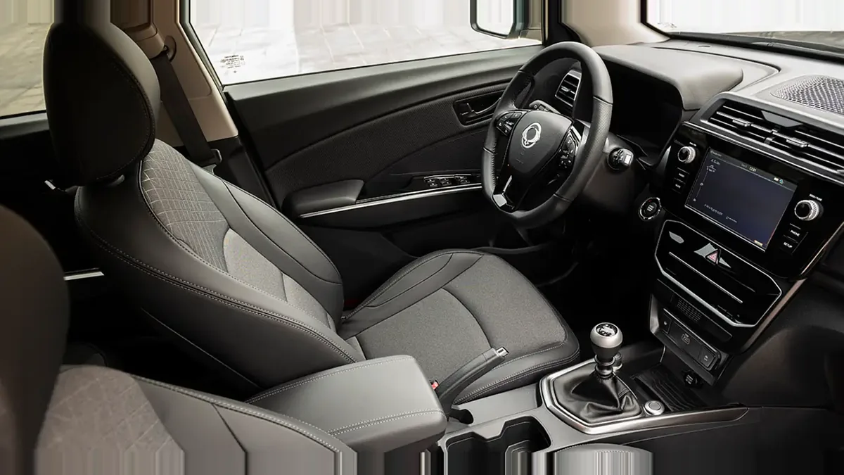 KGM Tívoli G15 Urban Plus 4x2 de renting en Valencia — vista 9