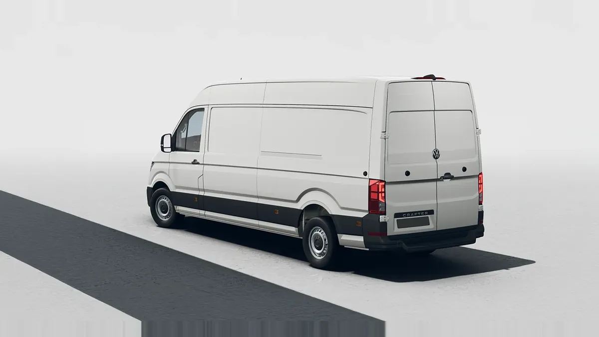 Volkswagen Crafter 35 Furgón BL TA L4H3 2.0 TDI 103kW (140CV) - ISOTERMO de renting en Valencia — Delantera
