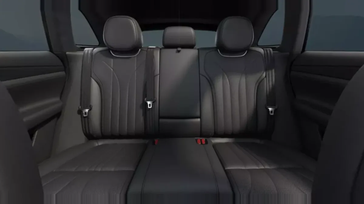XPENG G9 RWD Long Range de renting en Valencia — Interior